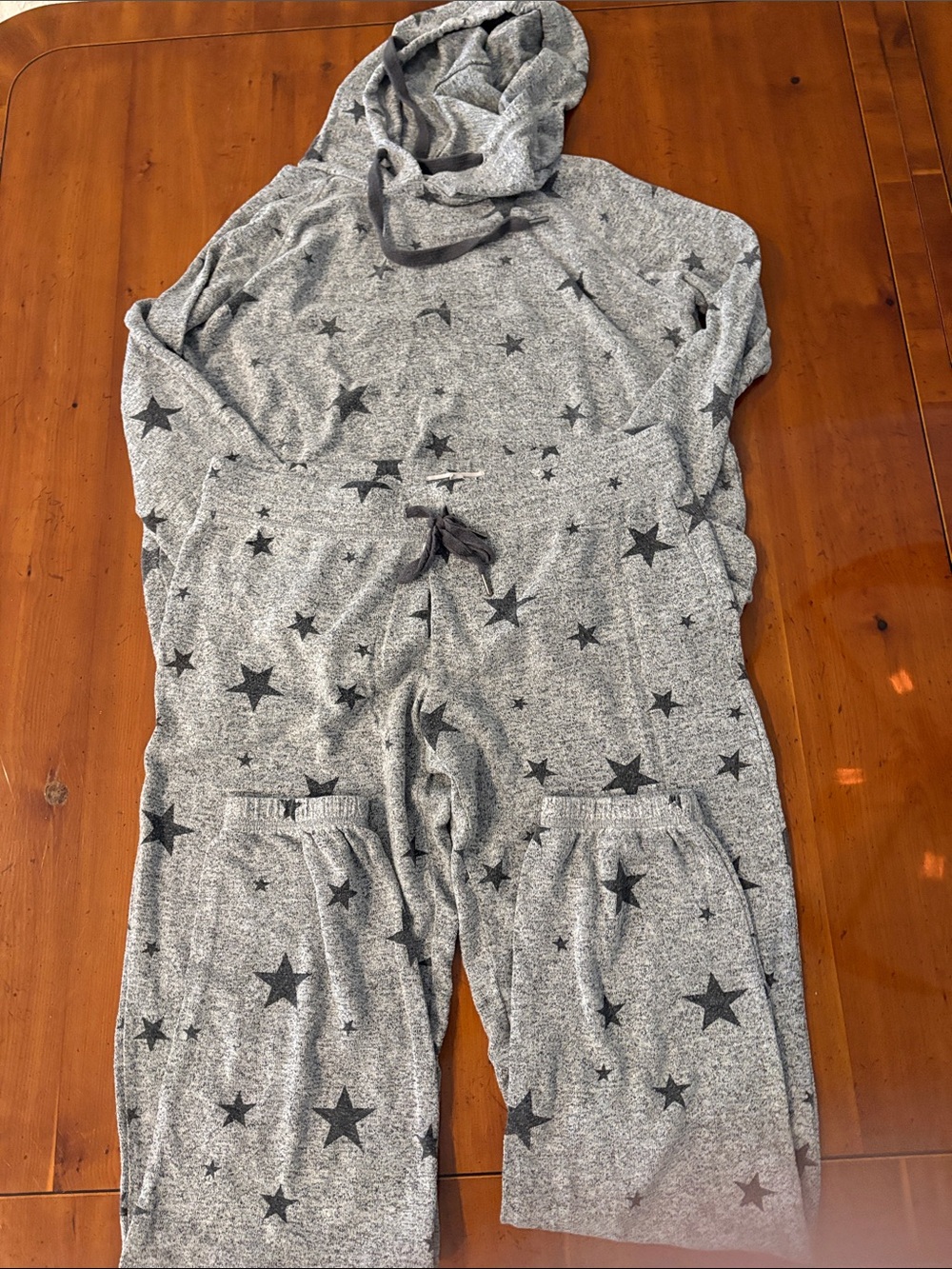 Cozy Gray Star-Print Hooded Lounge Set